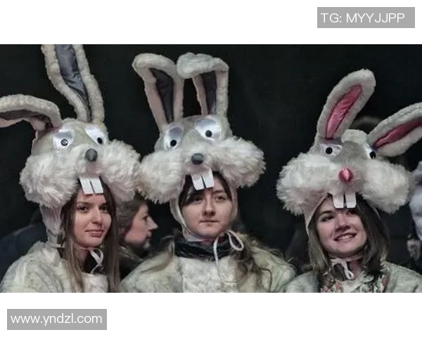 兔年足球巨星携手送祝福 球场传奇共庆新春佳节